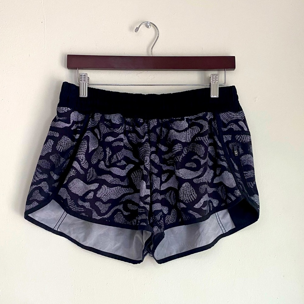 Tracker Short